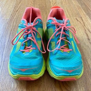 hoka one one clifton women’s 7.5